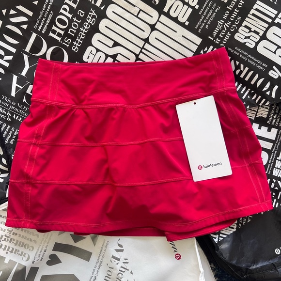 Lululemon Pace Rival Skirt in Dark Red Size 2 Regular 11” Length